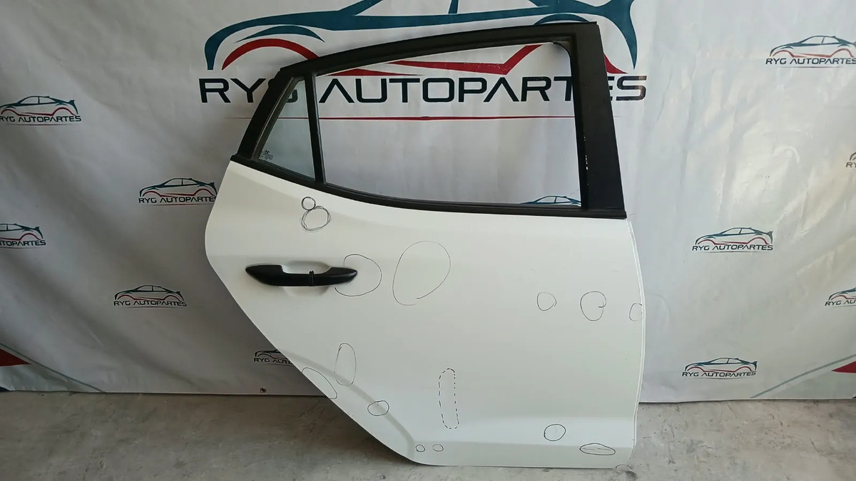 Puerta Trasera Derecha Hyundai Grand I10 21-26 Trasera Derecho Blanco