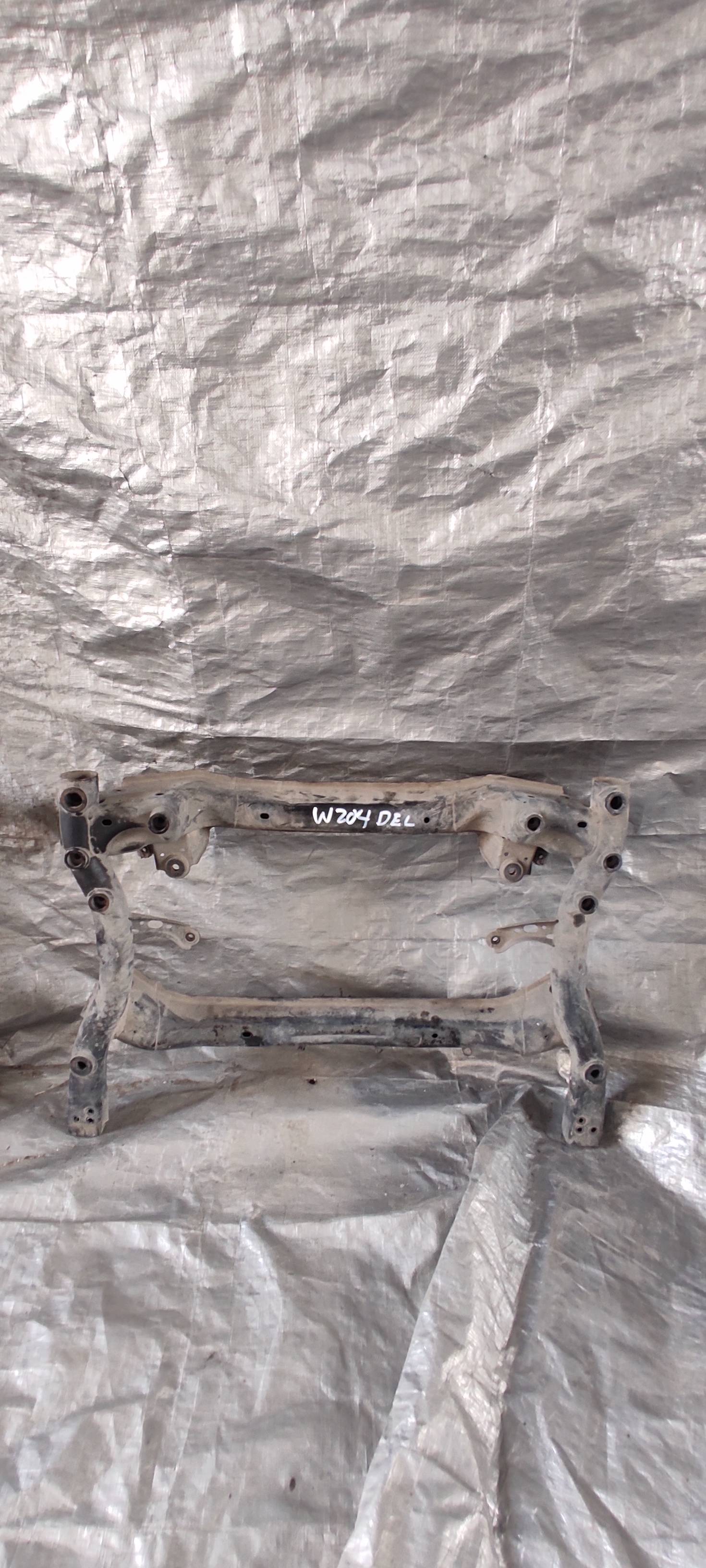 Mercedes-benz Clase c 2010 - 2014 Puentes de Suspensión Delantera Usado Original