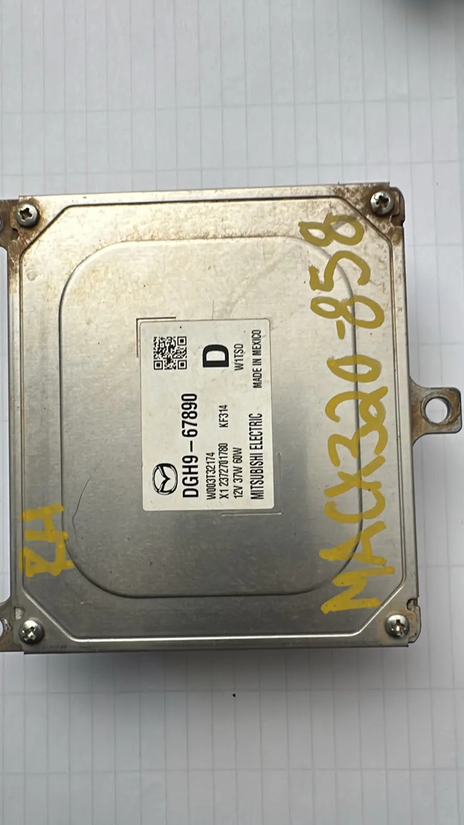 Balastra De Faro Rh Mazda Cx-30 2020-2025 Original De Uso