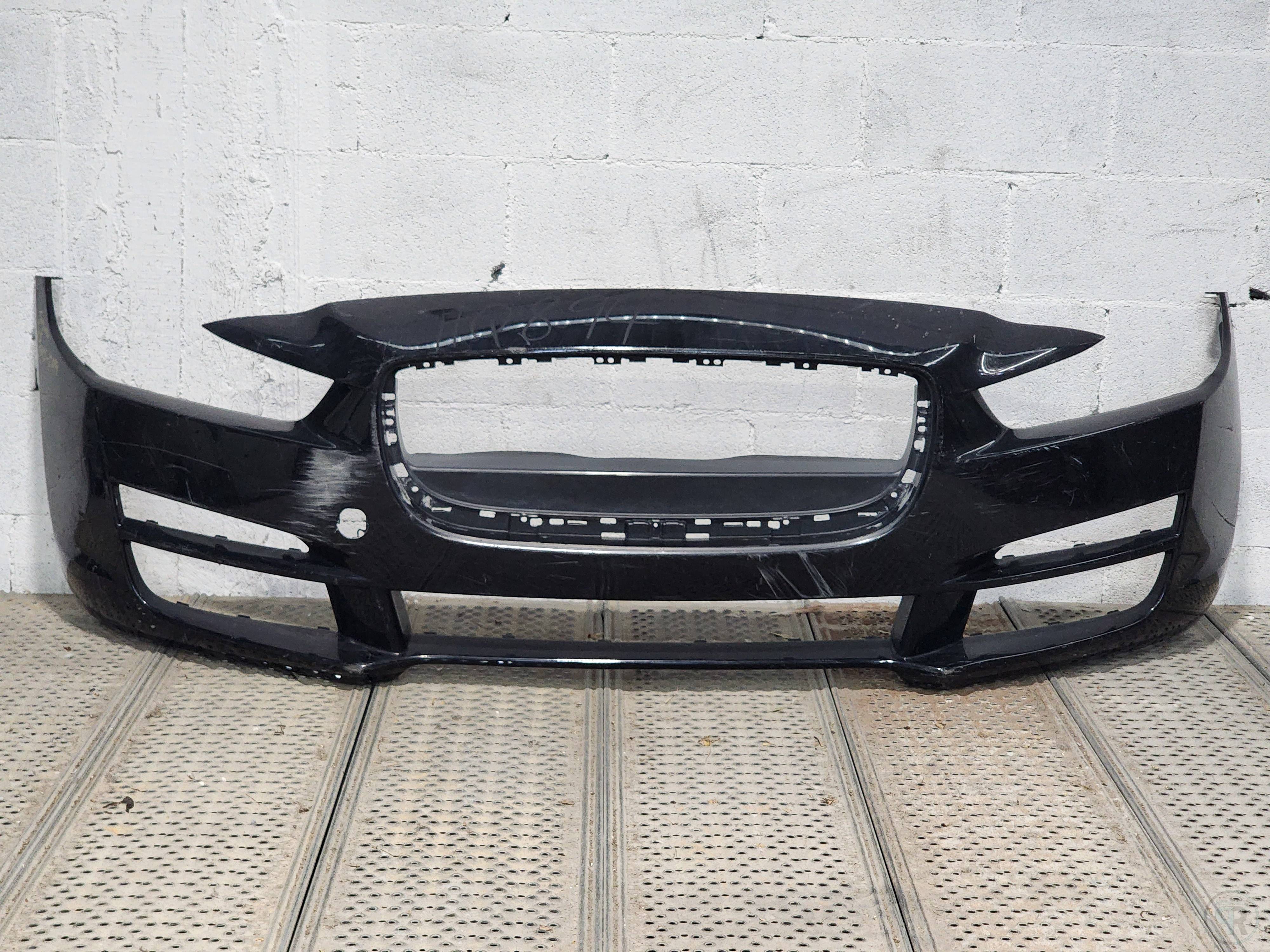 Jaguar Xe 2015 - 2019 Fascia Delantera Usado Original