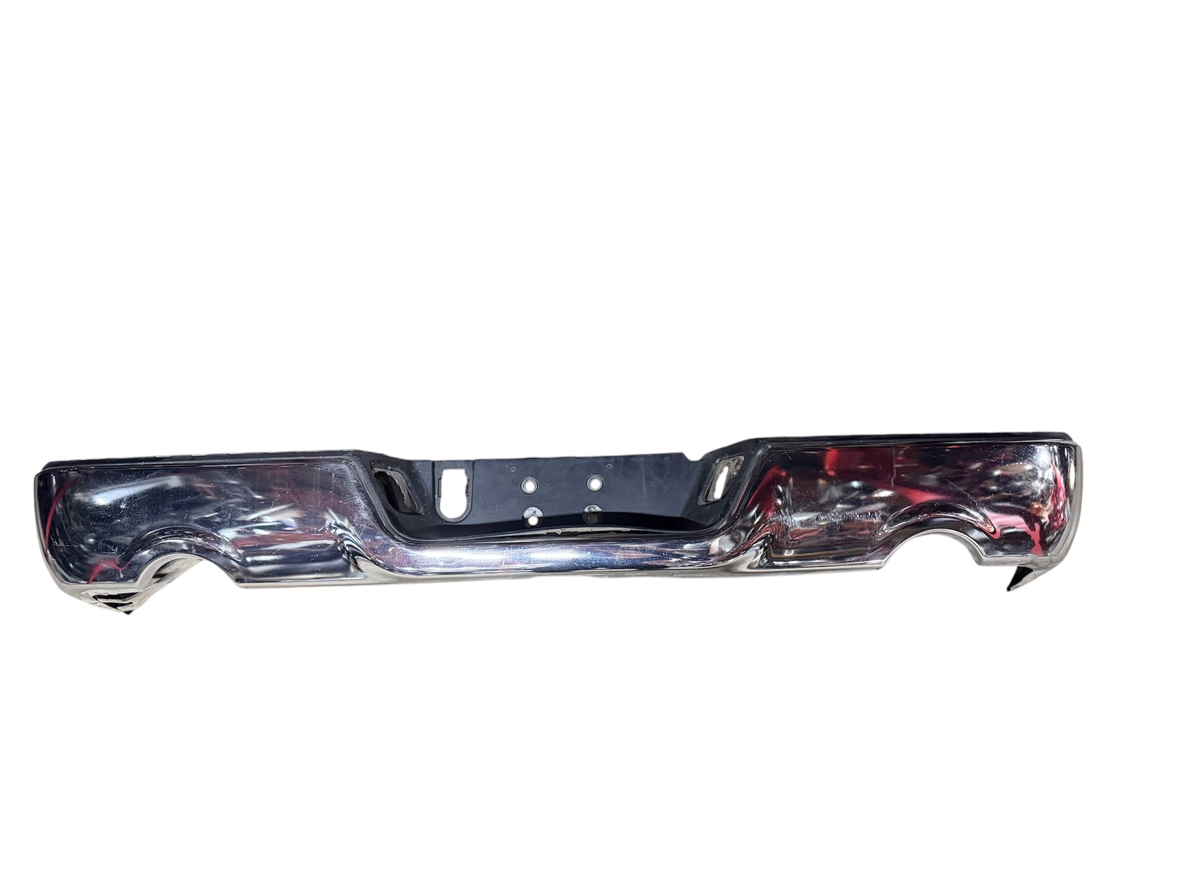 Ram 1500 2009 - 2018 Defensas Trasera Usado Original