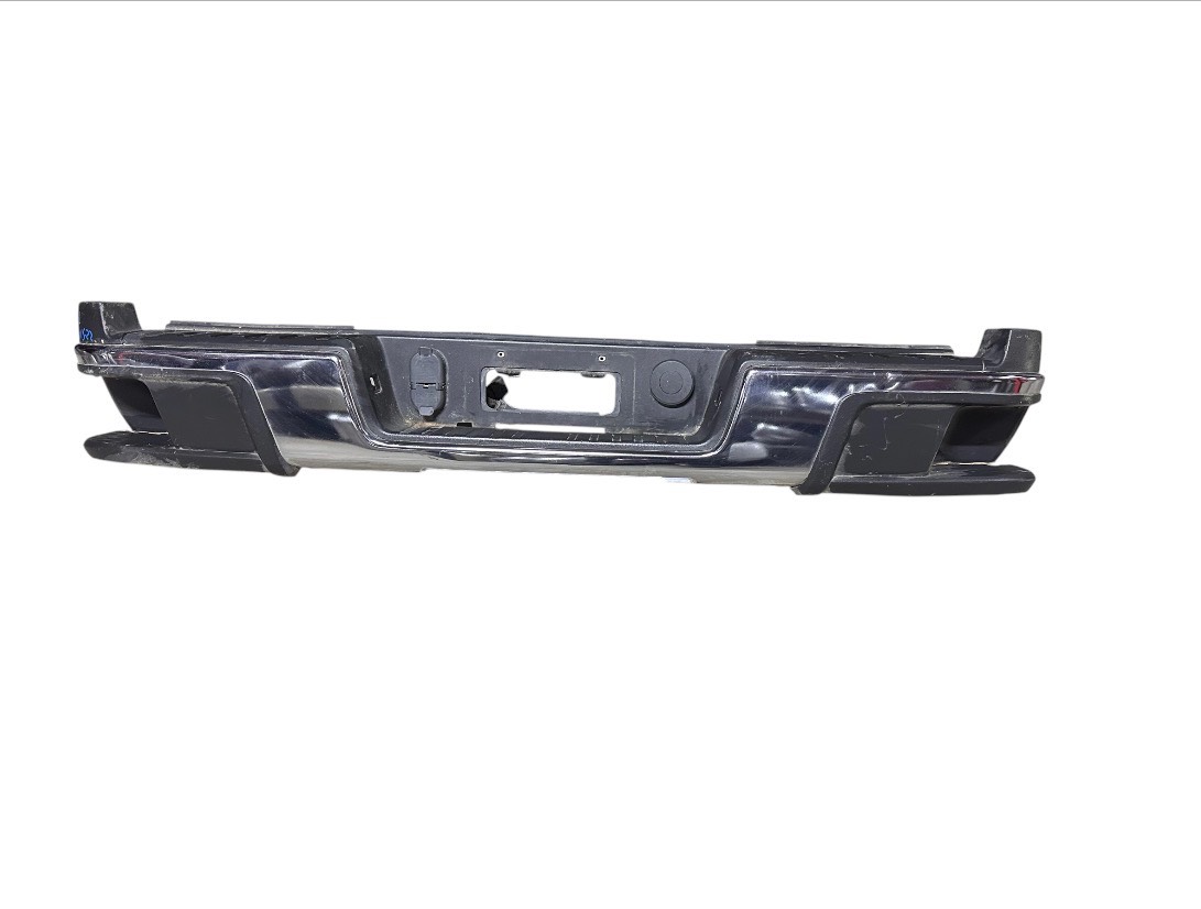 Chevrolet Colorado 2015 - 2020 Defensas Trasera Usado Original