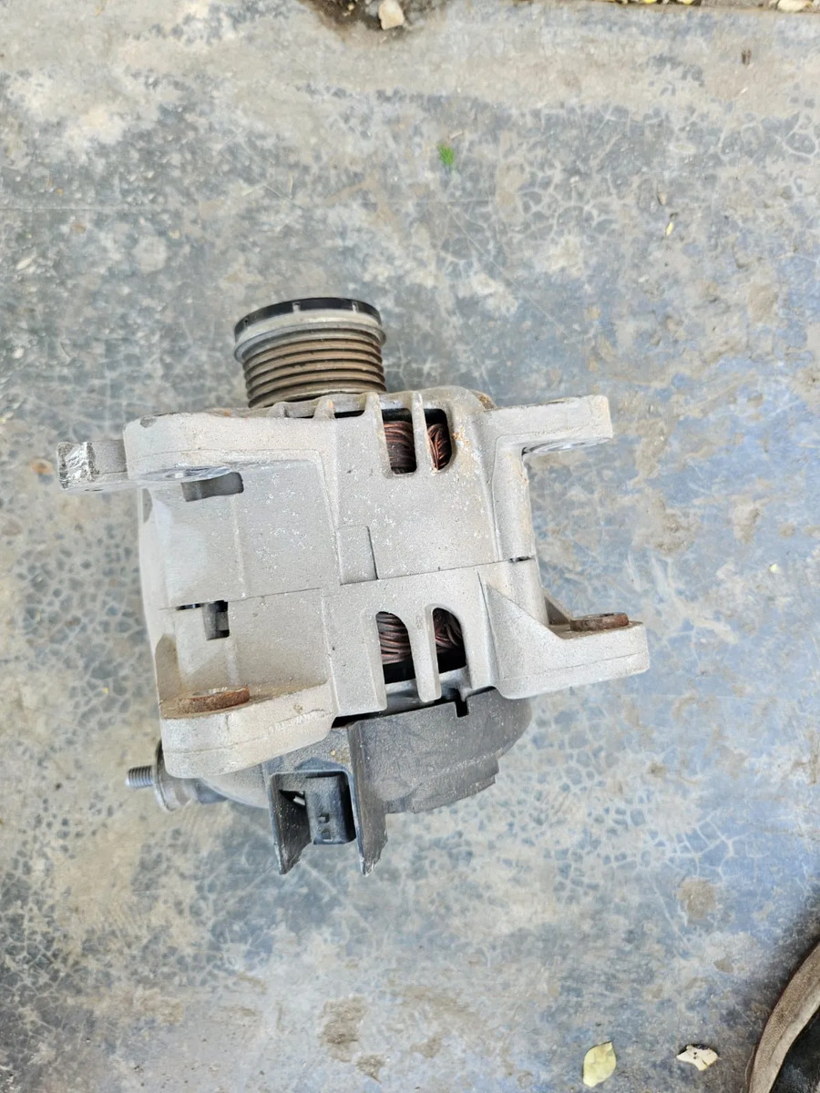 Nissan X-trail 2014-2019 Alternador Original