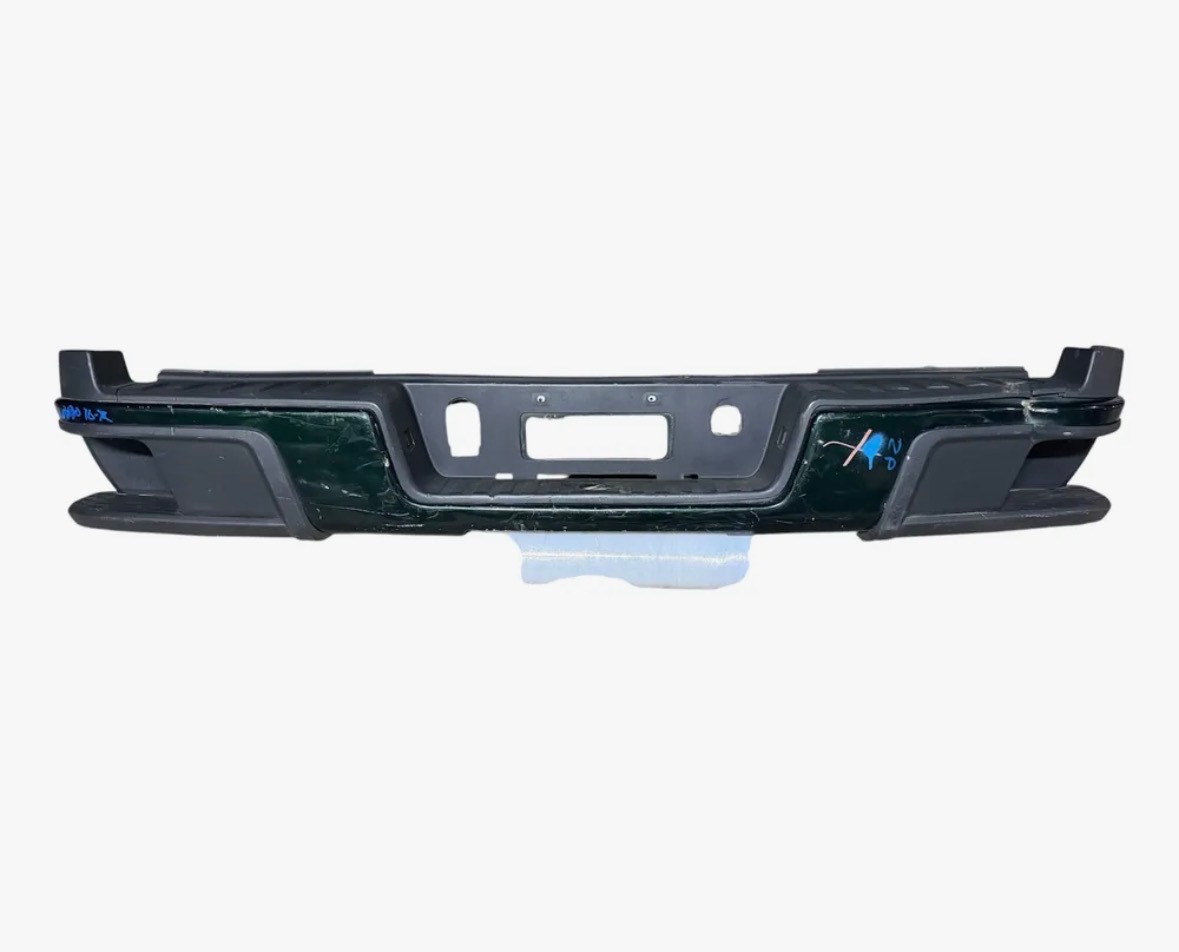 Chevrolet Colorado 2015 - 2021 Defensas Trasera Usado Original