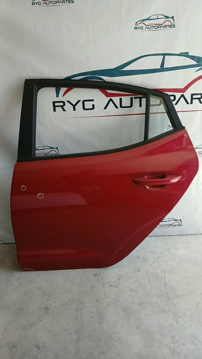 Puerta Trasera Izquierda Hyundai Grand I10 21-26 Hatchback Trasera Izquierdo Rojo