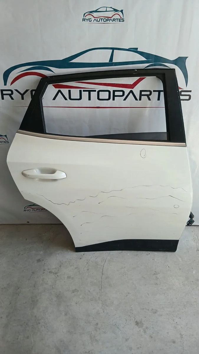 Puerta Trasera Derecha Kia K3 24-26 Reacondicionada 4 Y 5 Pt Trasera Derecho Blanco