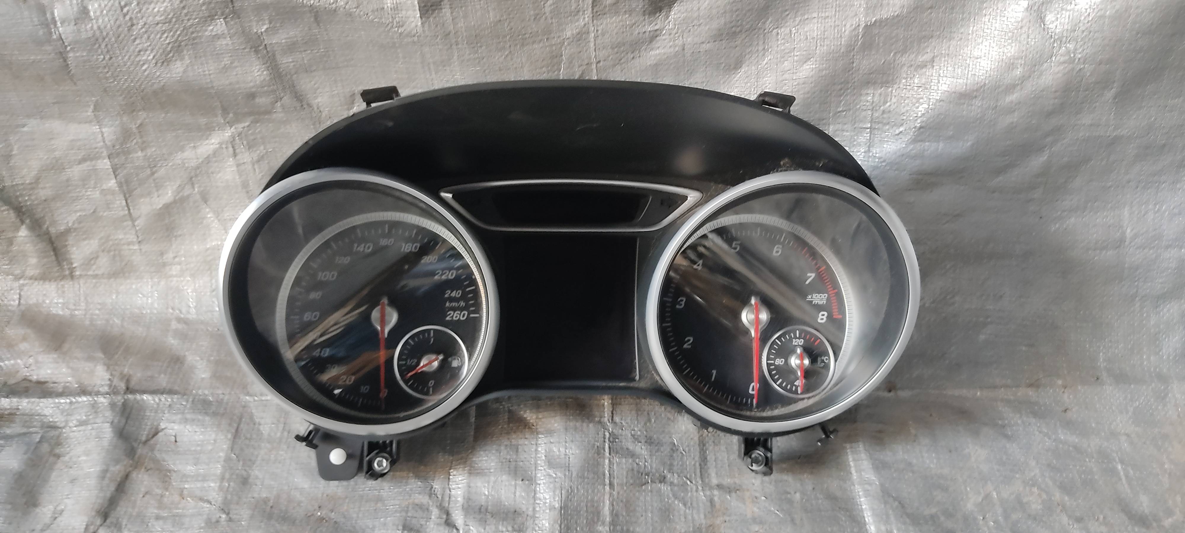 Mercedes-benz Cla 2014 - 2019 Velocimetro Delantera Usado Original