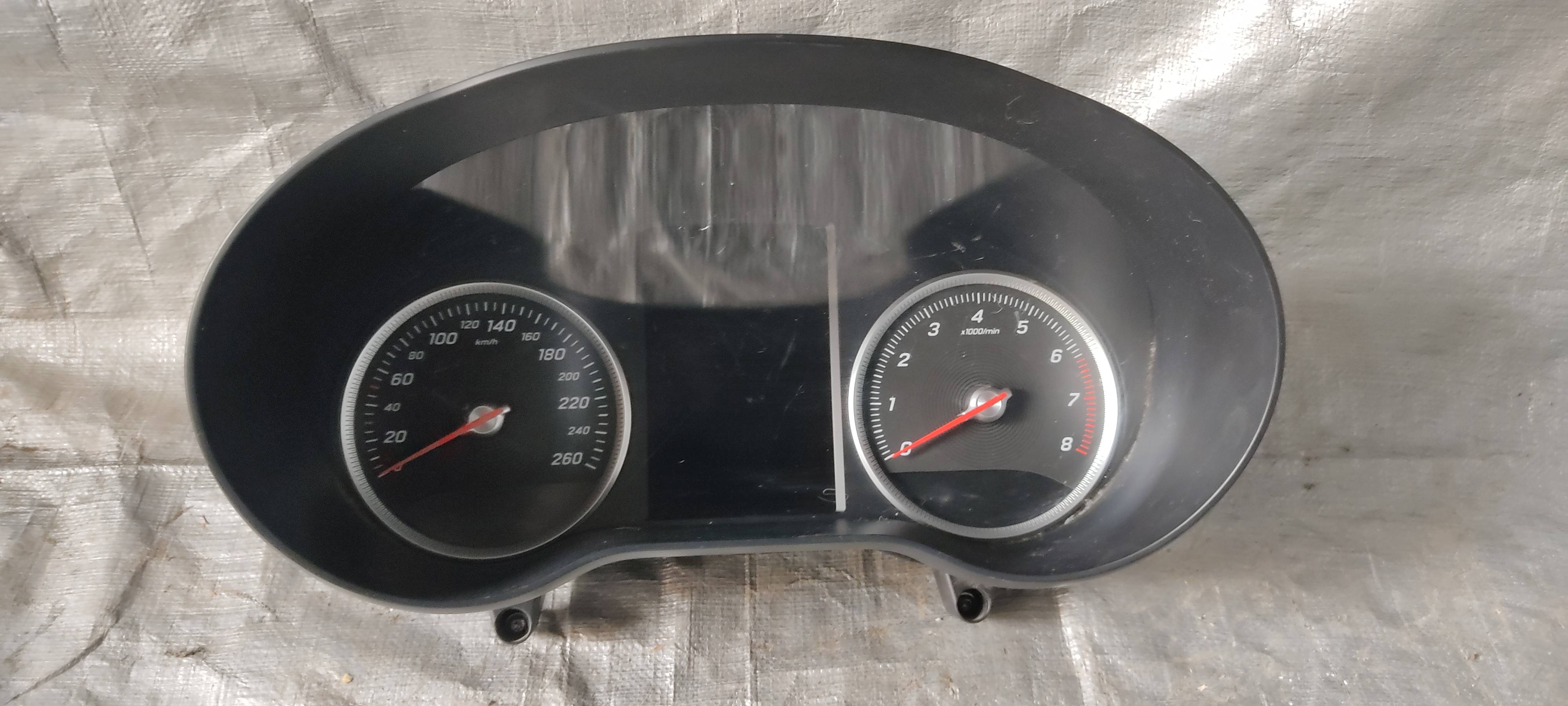 Mercedes-benz Clase c 2015 - 2018 Velocimetro Delantera Usado Original