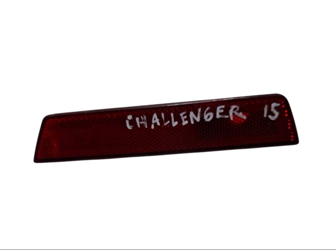 Dodge Challenger 2015 - 2018 Reflejante Trasera Derecho Usado Original