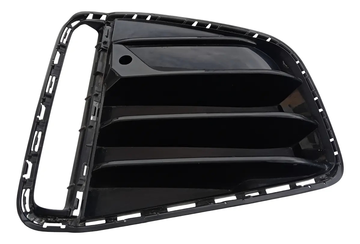 Moldura Delantera Derecha Bmw Serie 4  2020-2021-2022-2023 Negro