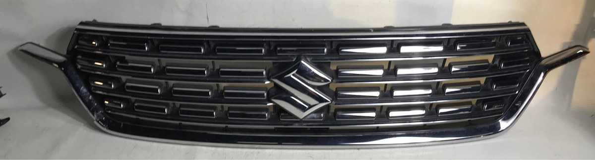 Suzuki Ertiga 2017 Al 2020 Parrilla Central - vista 1