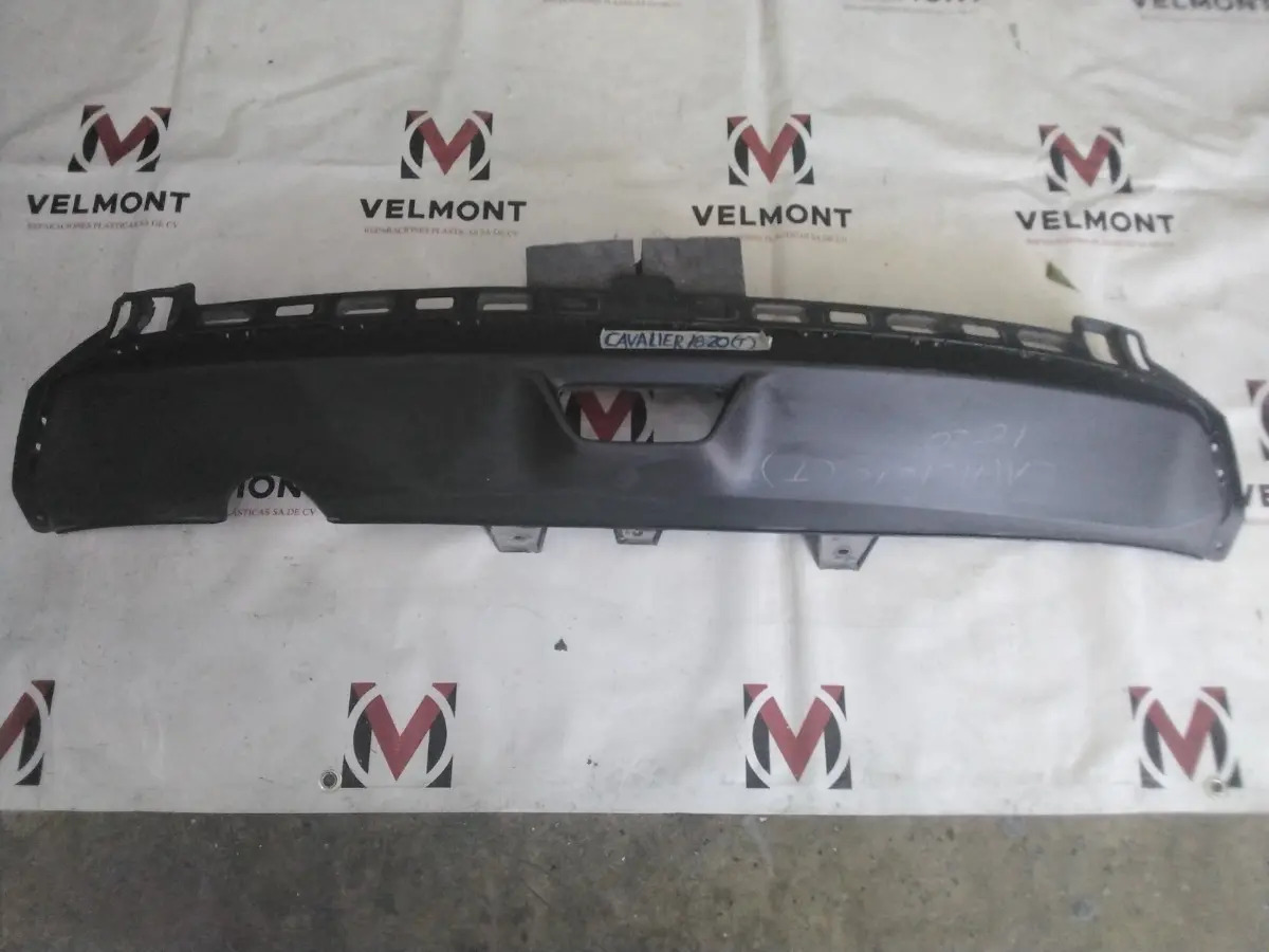 Moldura Inferior Trasero Chevrolet Cavalier 2018-2019-2020