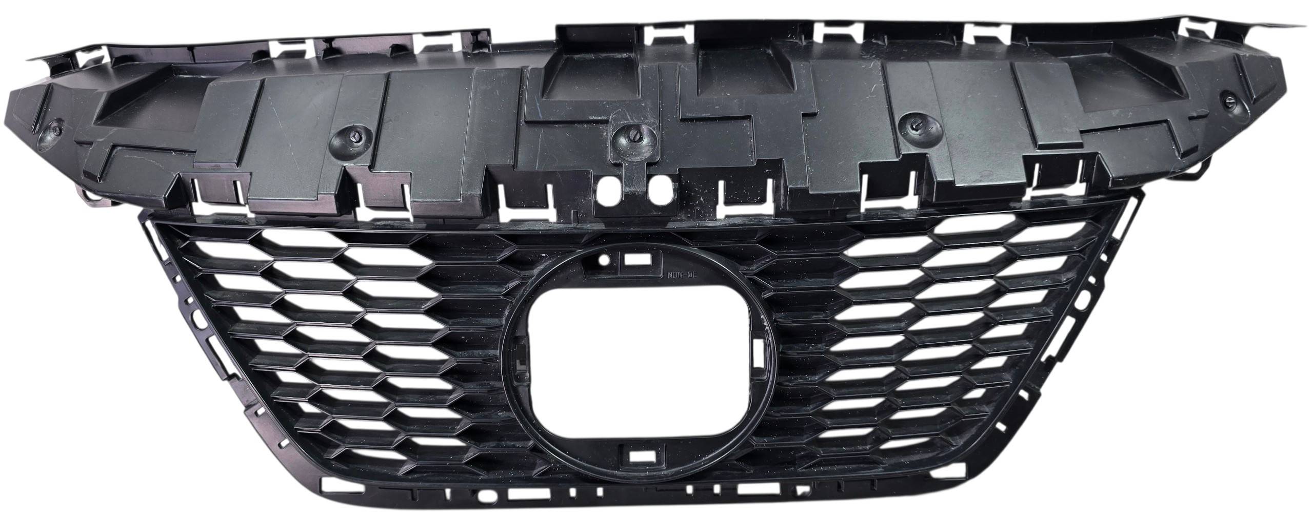 Nissan Versa 2020 - 2022 Parrilla Usado Generico