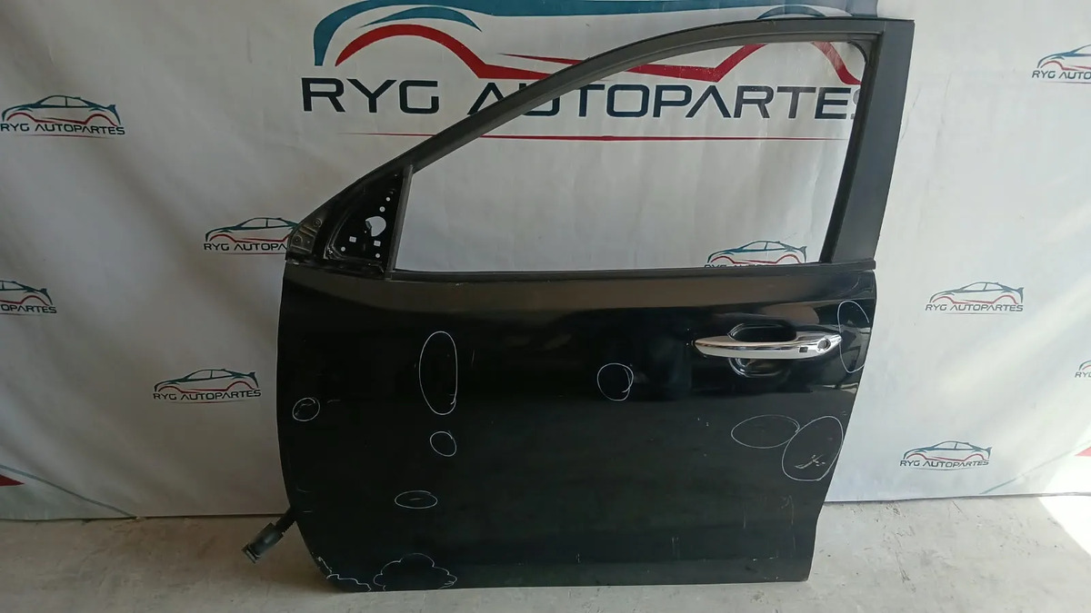 Puerta Delantera Izquierda Hyundai Grand I10 21-26 Eléctrica Delantera Izquierdo Negro