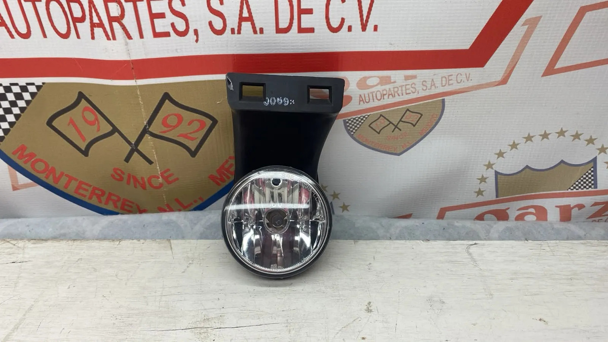 Faro Antiniebla Izq Dodge Ram 1500/2500/3500 1999 Al 2002 Or Blanco