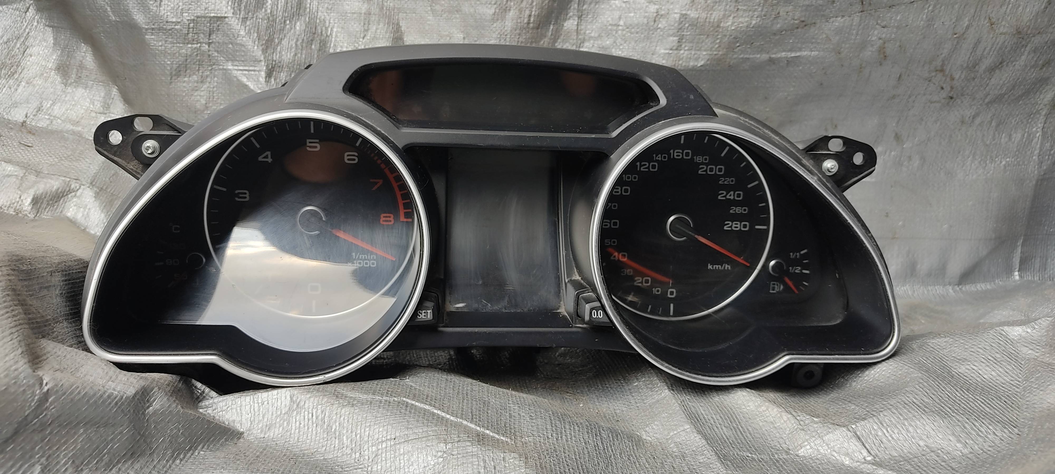 Audi A5 2011 - 2014 Velocimetro Delantera Usado Original