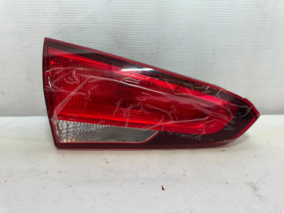 Calavera Int Izq Kia Forte 2017-2018 Original Halogeno Izquierdo/conductor Rojo