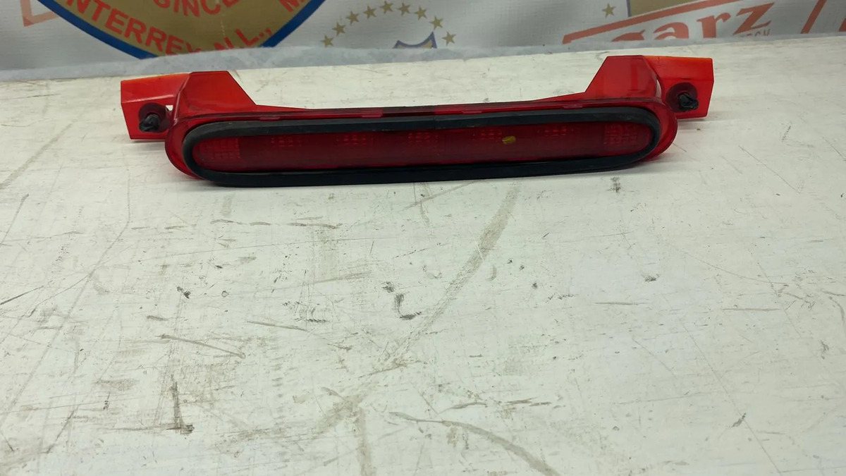 Luz Stop Cajuela Ford Focus 2000 Al 2005 Orig