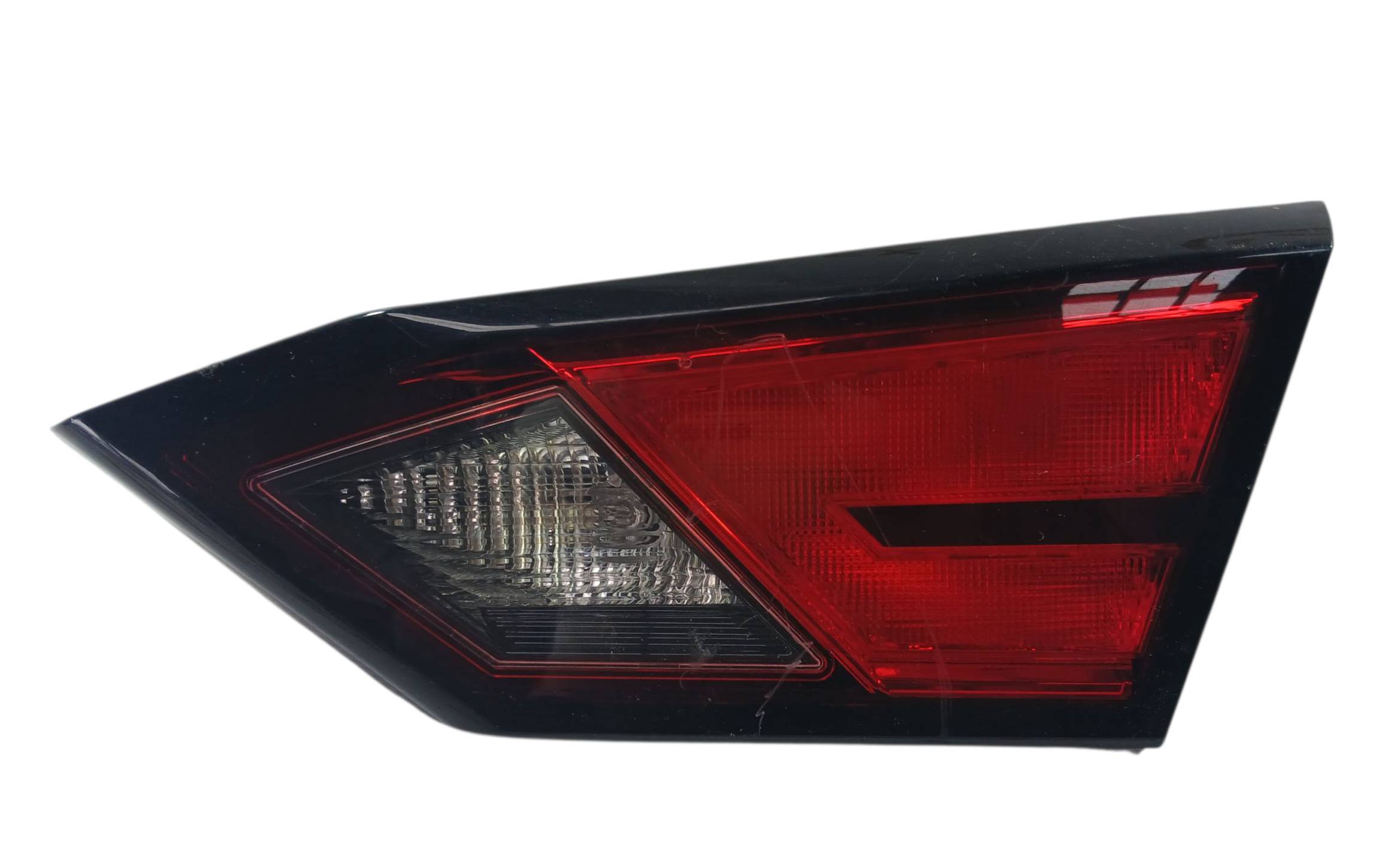 Nissan Altima 2019 - 2022 Intercalavera Derecho Usado Original