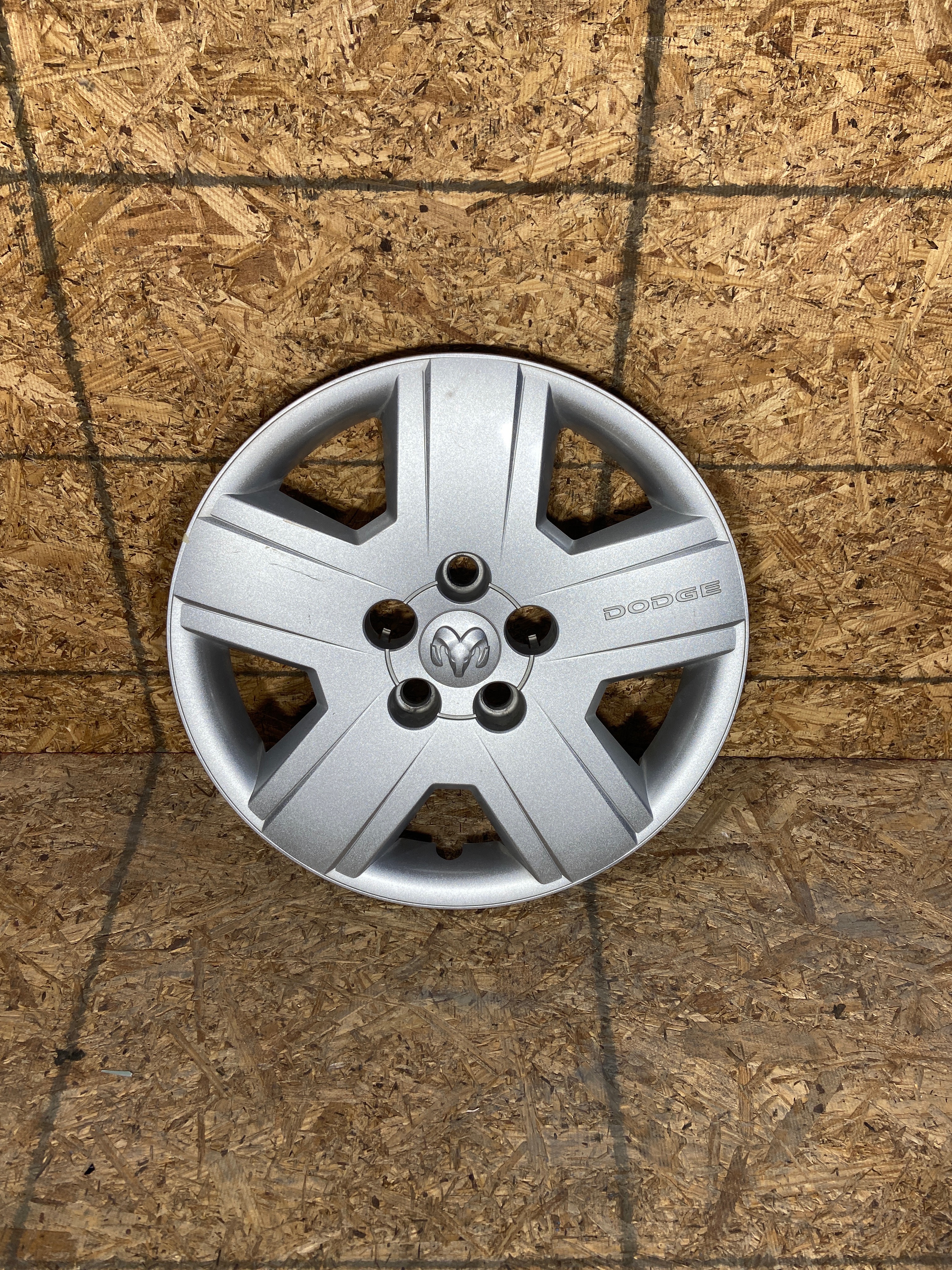 Dodge Avenger 2008 - 2010 Copa Usado Original