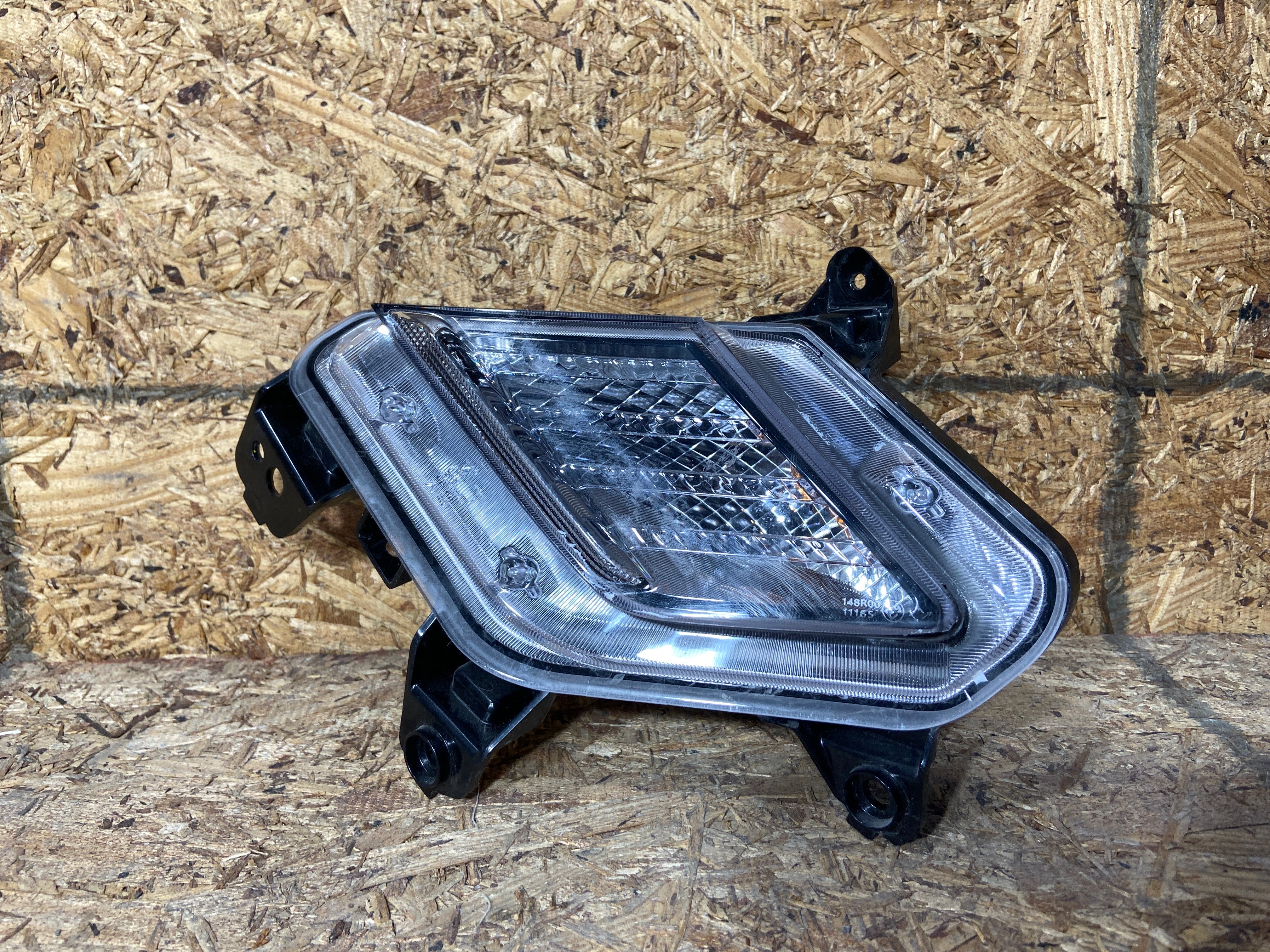 Kia K3 2024 - 2026 Faros Auxiliares Izquierdo Usado Original