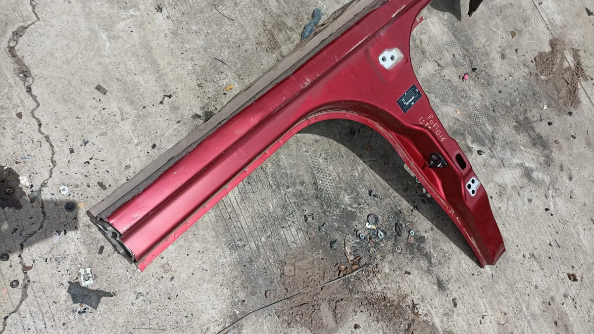 Poste Y Estribo Rh Ford Figo 2016-2018 Original De Uso Terracota