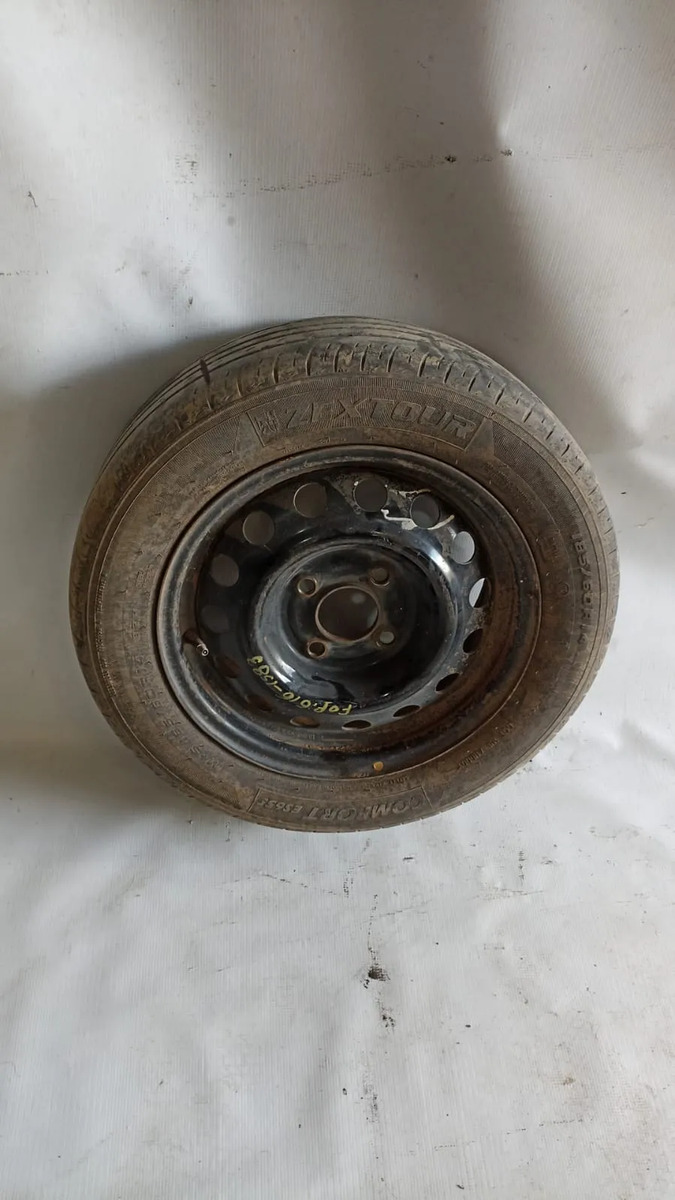 Rin De Acero C/llanta Ford Figo 2016-2018 Original Usado (4) Negro