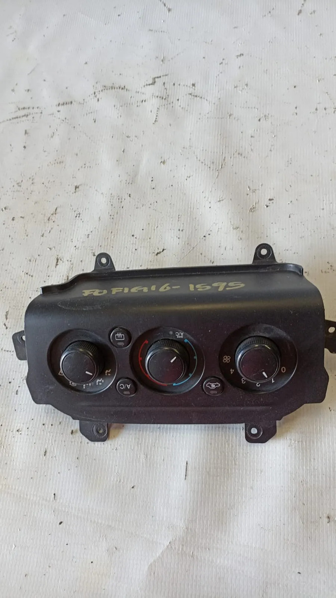 Control De Aire Acondicionado Ford Figo 2016-2018 Usado