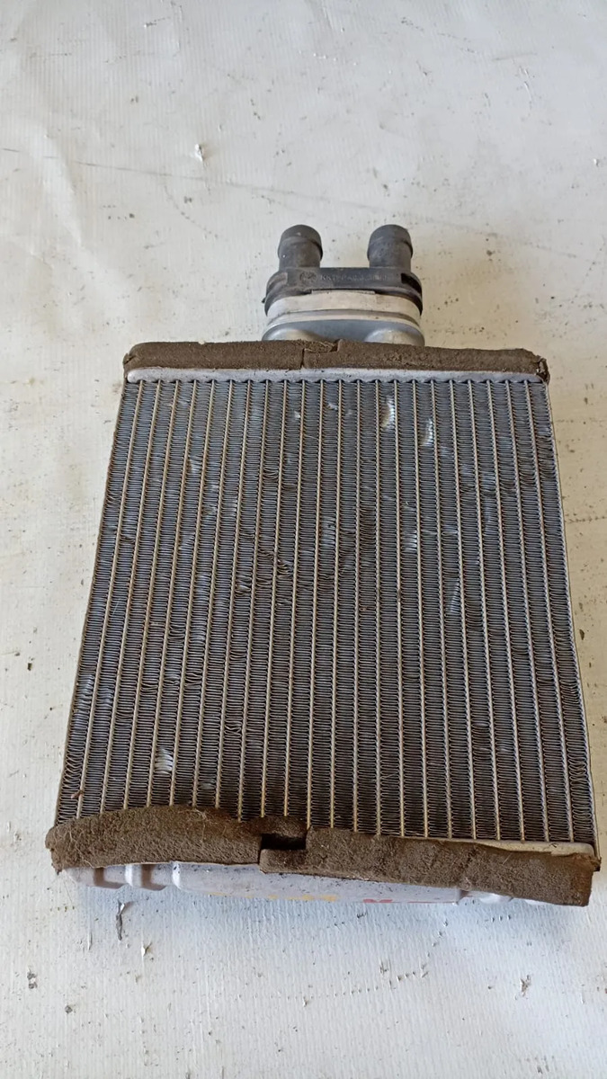 Radiador De Calefacción Audi A1 2012-2016 (28) Usado - vista 1