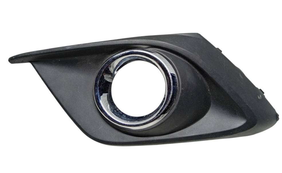 Mazda 3 2014 - 2017 Rejilla Delantera Izquierdo Usado Generico
