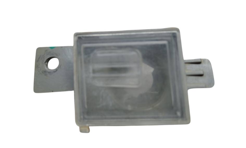 Chevrolet Colorado 2015 - 2022 Luces de Placas Trasera Derecho Usado Original