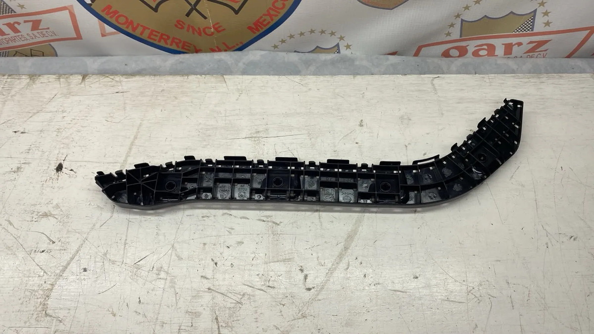 Guia Fascia Trasera Izquierda Subaru Forester 2019 Al 2025