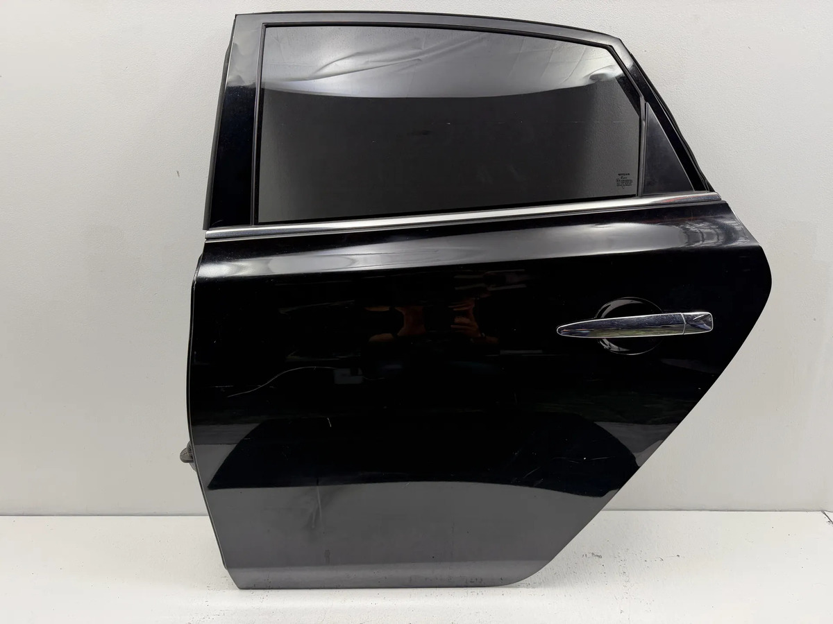 Puerta Tra-izq Nissan Sentra 2013 2014 2015 2016 2017 2019 Trasera Izquierda Negro