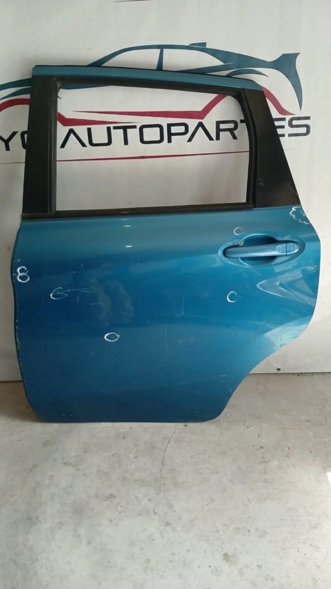 Puerta Trasera Izquierda Nissan Note 12-19 Eléctrica Trasera Izquierdo Celeste