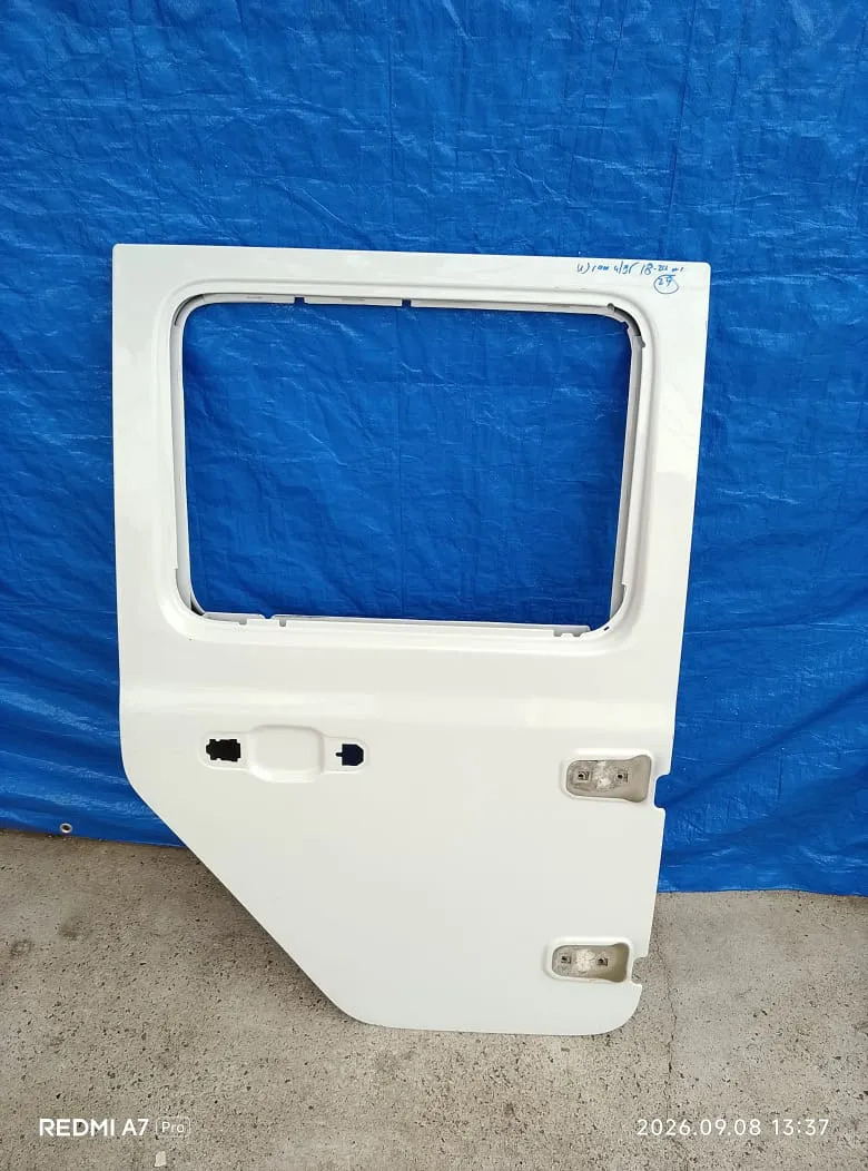Puerta Trasera Derecha Wrangler 2018 2020 2022 2024 29 Trasera Derecha Blanco