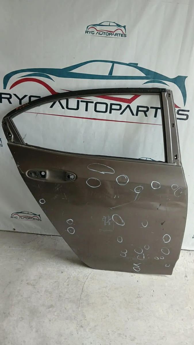 Puerta Trasera Derecha Honda City 10-13 Cascarón ( I26 ) Trasera Derecho Cafe
