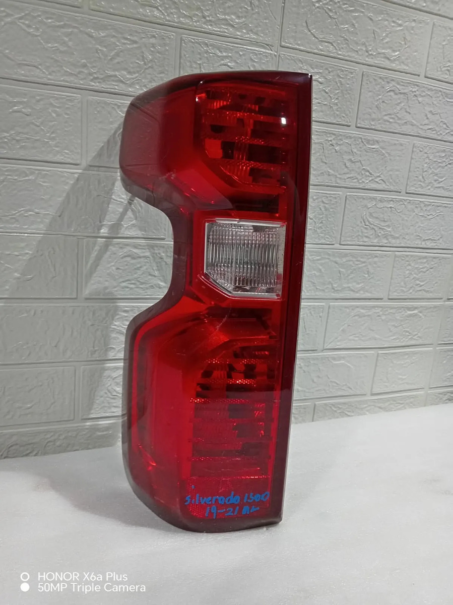 Calavera Izquierda Silverado 2019 2020 2021 2 Izquierdo/conductor Rojo