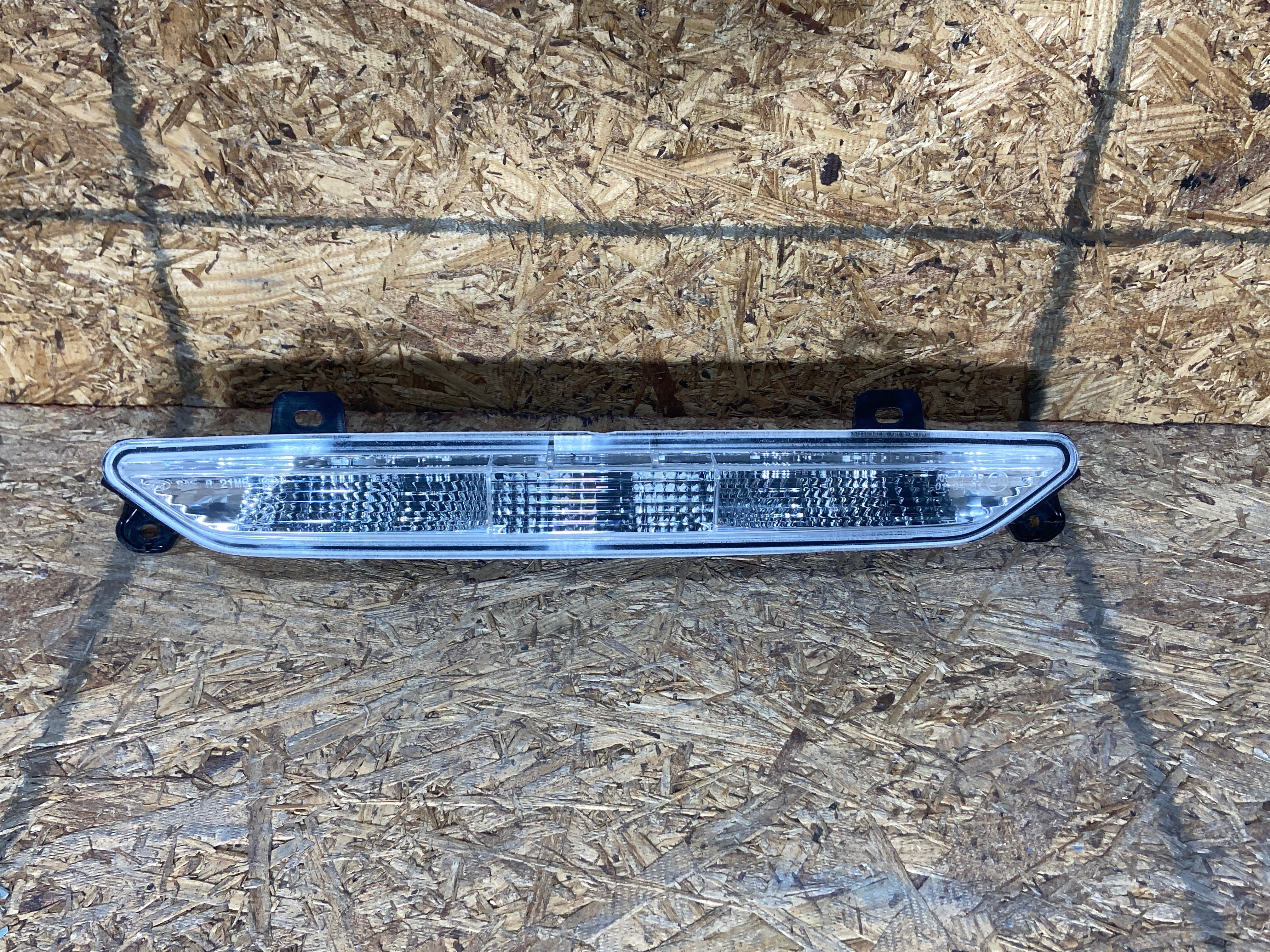 Ford Mustang 2022 - 2024 Reflejante Usado Original