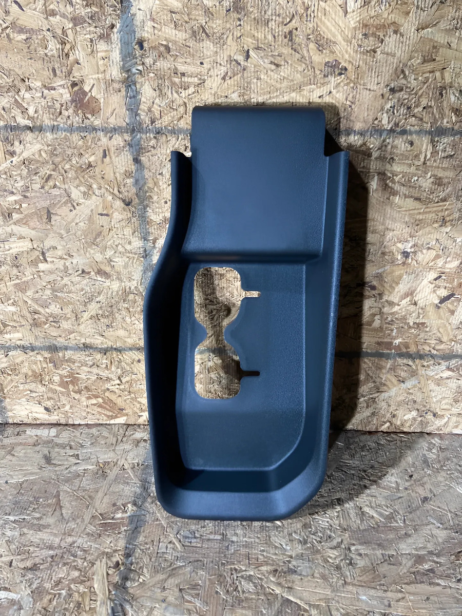 Ford F-250 2024 - 2026 Moldura Delantera Izquierdo Usado Original
