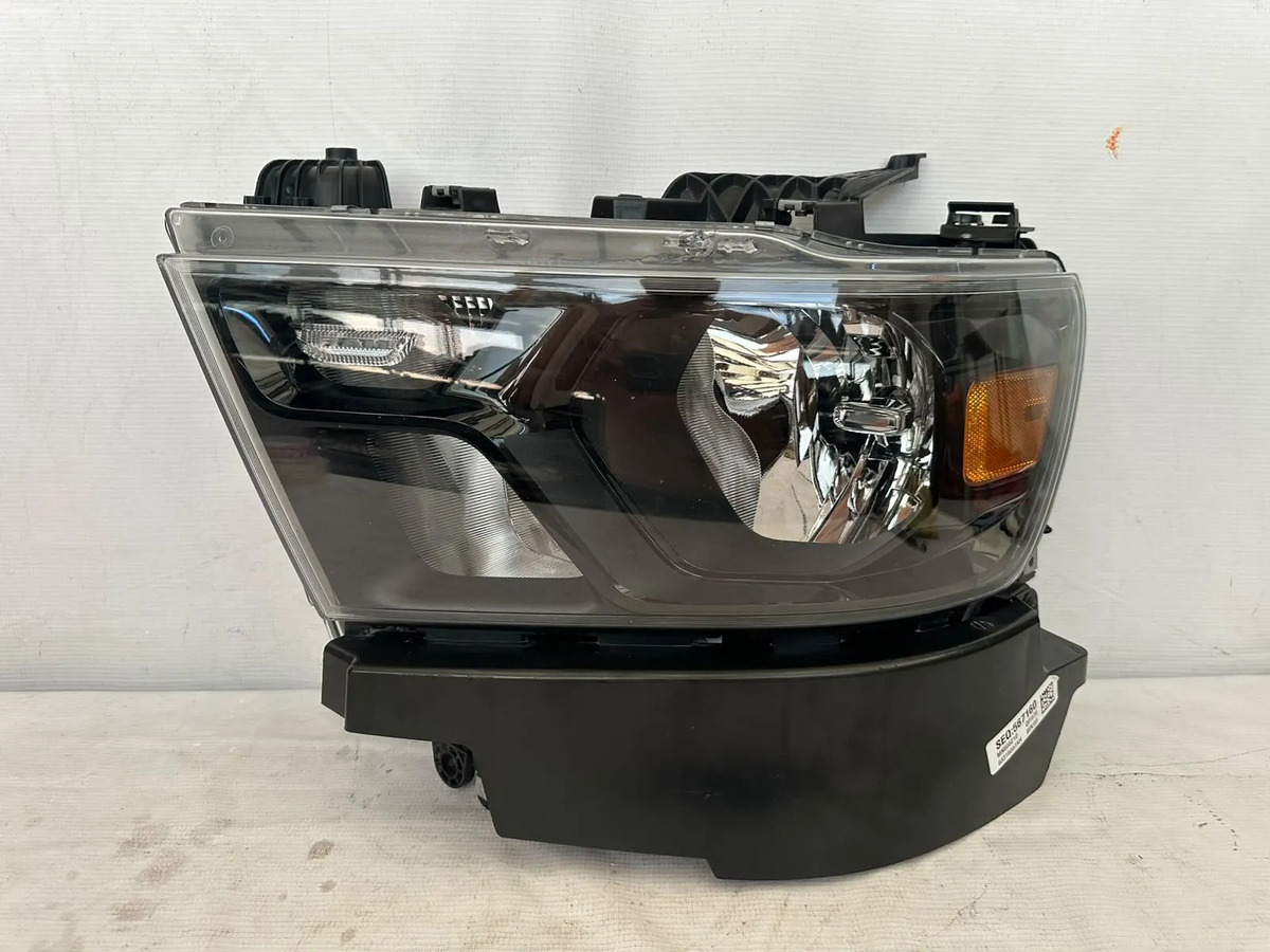 Faro Izq Dodge Ram 1500 2019 20 21 22 23 2024 Int Negro Orig Izquierdo/conductor