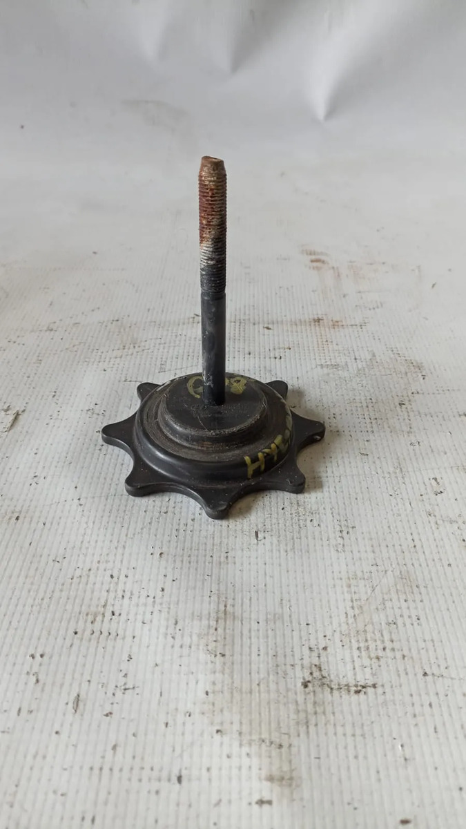 Tornillo Llanta Refaccion Hyundai Grand I10 2015-2020 1.2l