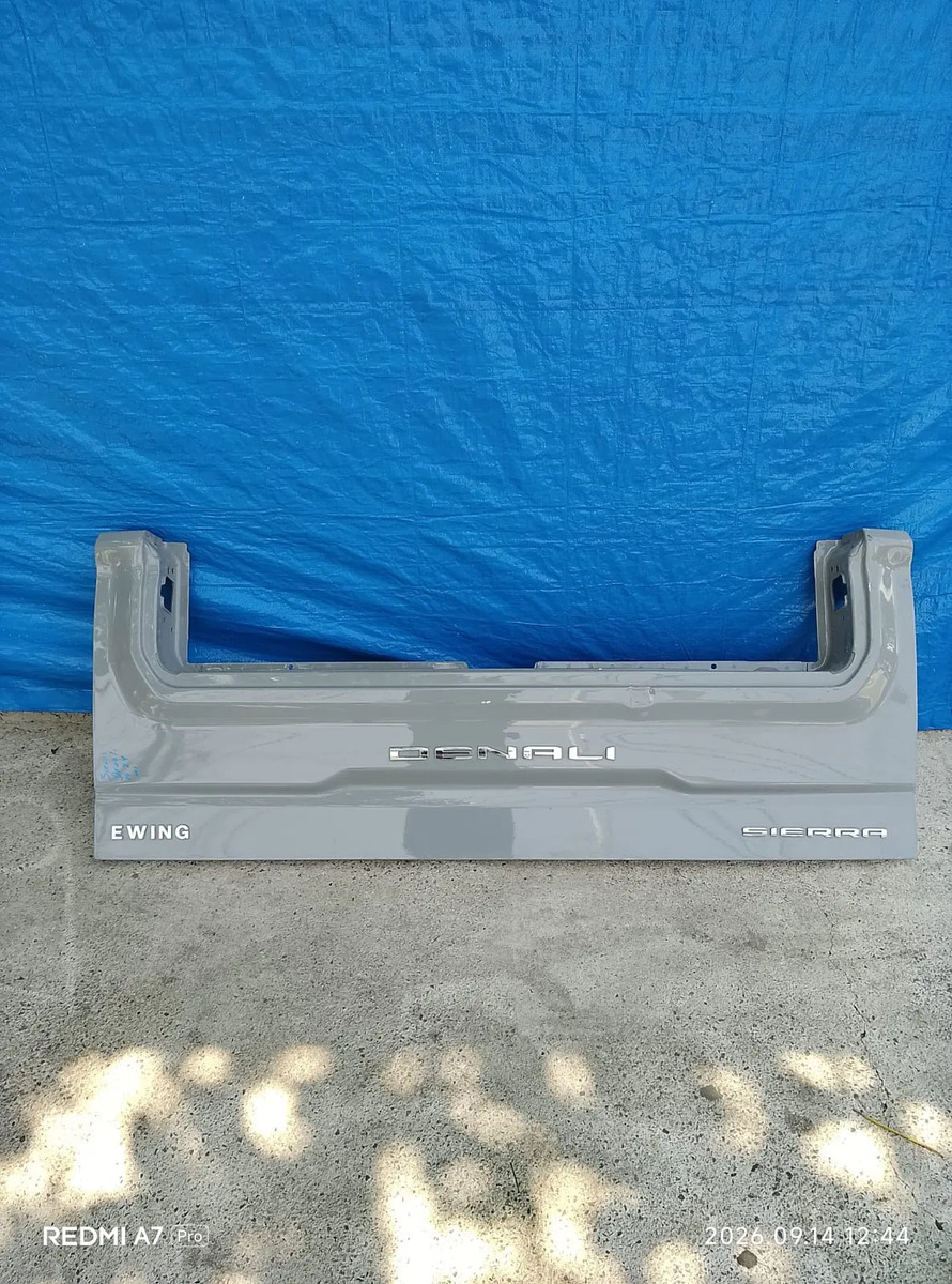 Tapa Batea Gmc Sierra Denali 2019 2020 2021 2022 2024 Gris