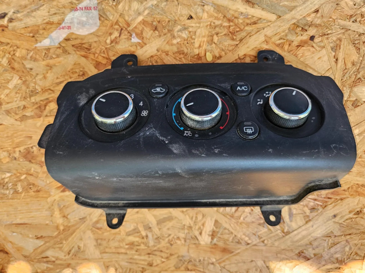 Ford Figo 2016-2020 Controles De Clima
