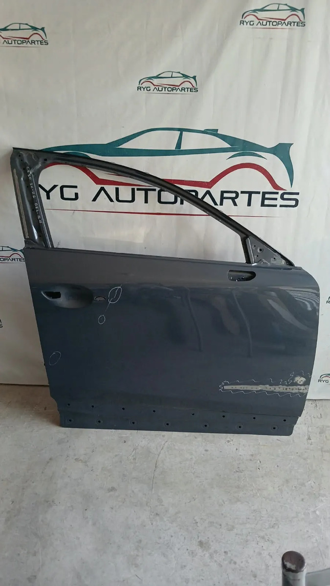 Puerta Delantera Derecha Mazda Cx-30  Cx30 20-26 Cascarón Delantera Derecho Gris Obscuro