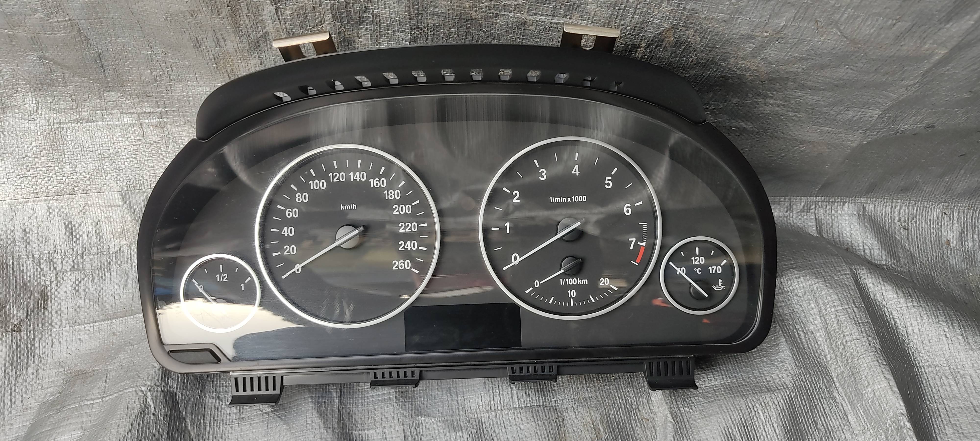 Bmw X3 2010 - 2013 Velocimetro Delantera Usado Original