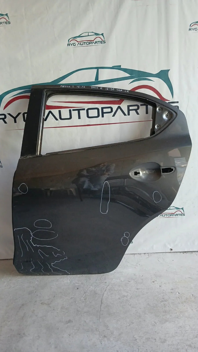 Puerta Trasera Izquierda Mazda 2 16-26 Yaris R 16-20 Bote. Trasera Izquierdo Gris Oscuro