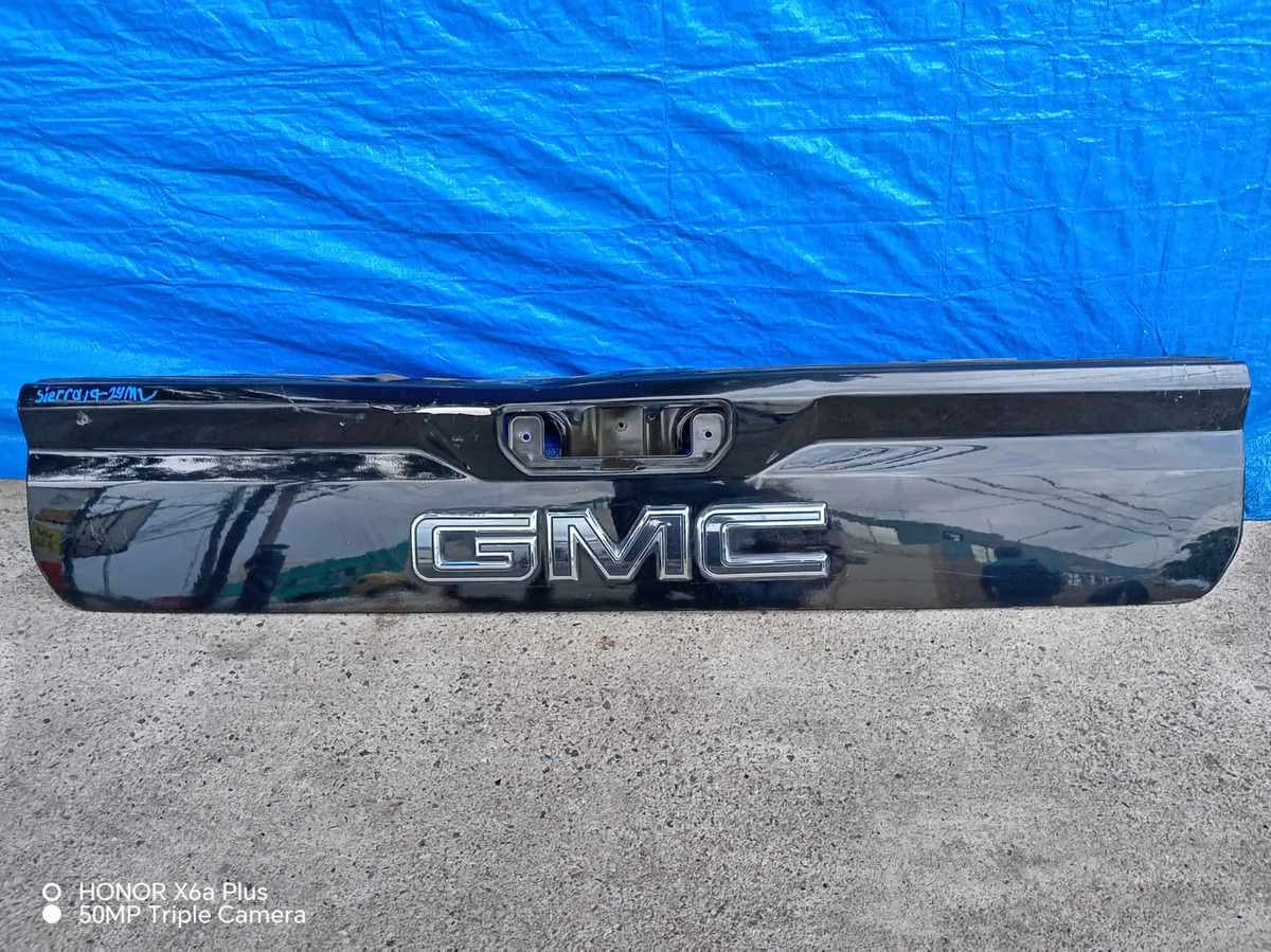 Tapa Batea Superior Gmc Sierra 2019 2022 2023 2024 Negro