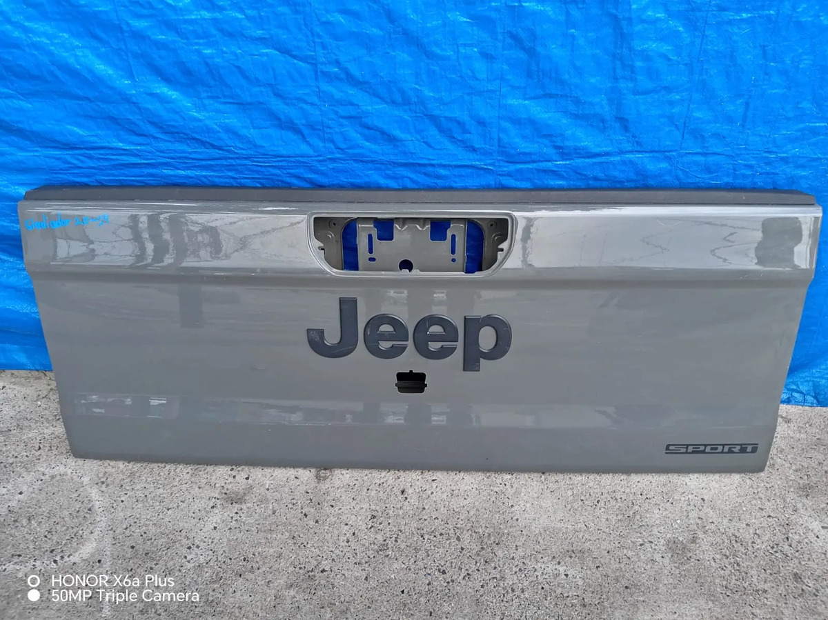 Tapa Batea Jeep Gladiador 2020 2021 2023 2024 3 Rojo