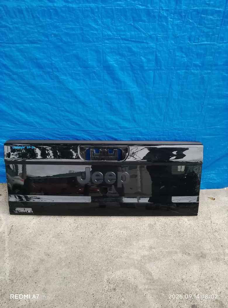 Tapa Batea Jeep Mojave Gladiator 2018 2019 2021 2023 2024 Negro
