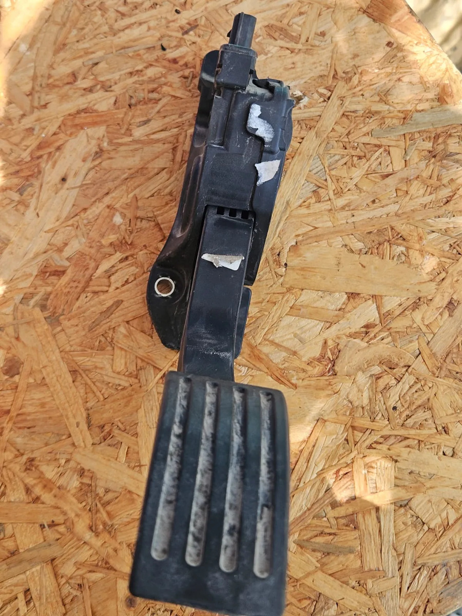 Ford Focus 2012-2016 Pedal Acelerador Original